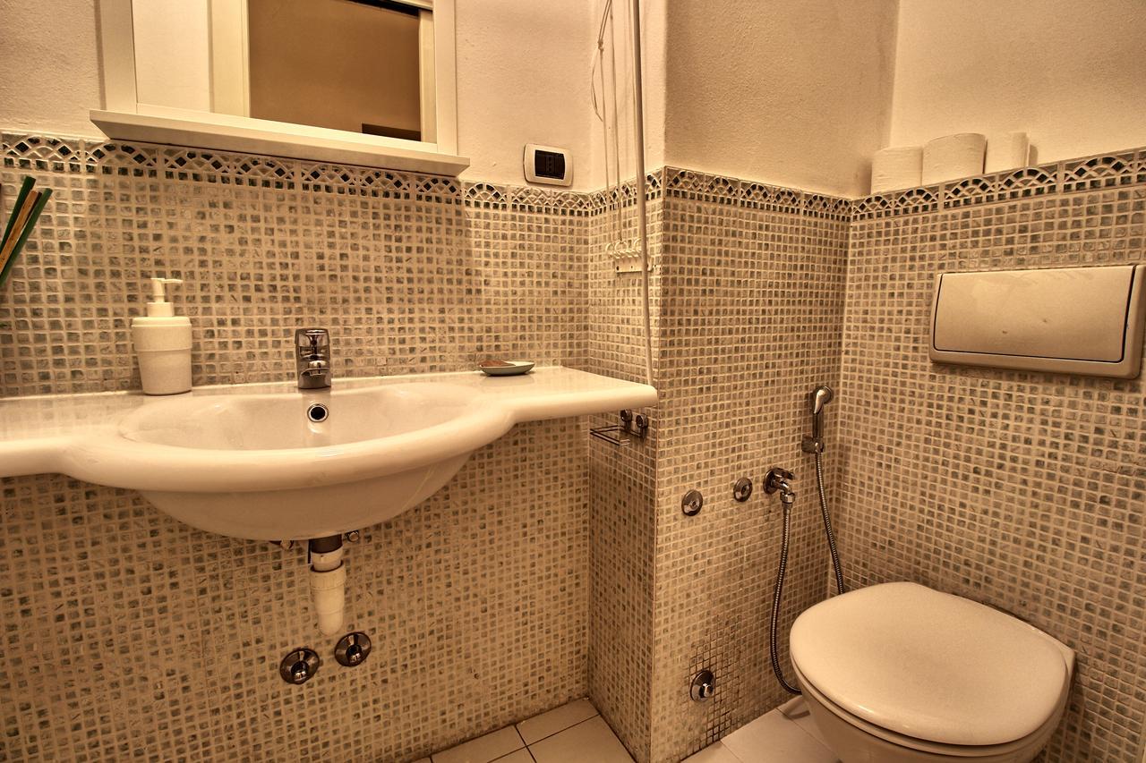 Ancient Courtyard Bonanomi 2 Bedroom Apartment Como Ngoại thất bức ảnh