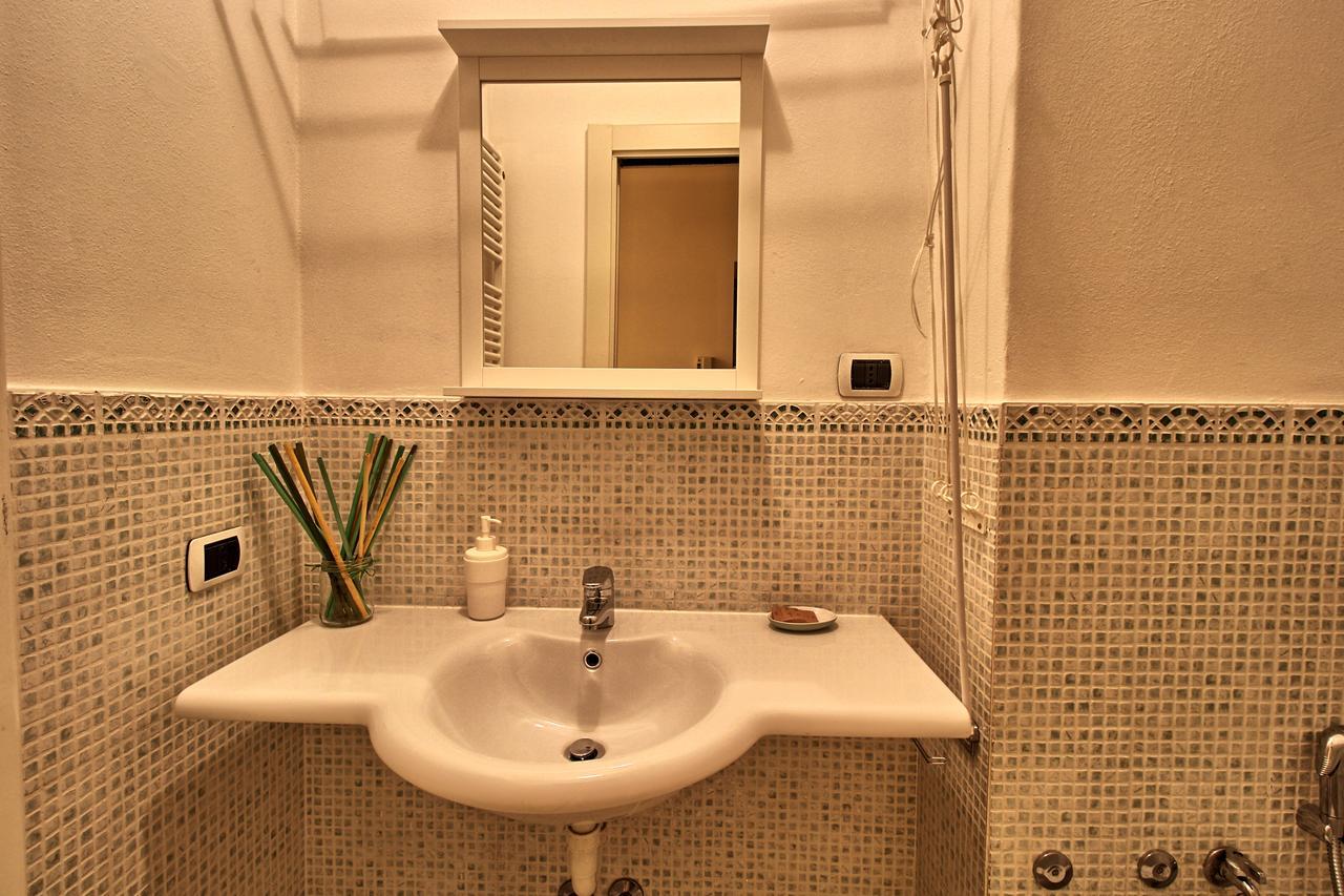Ancient Courtyard Bonanomi 2 Bedroom Apartment Como Ngoại thất bức ảnh